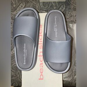 BEACH SLIDES SQUISH BY J SLIDES